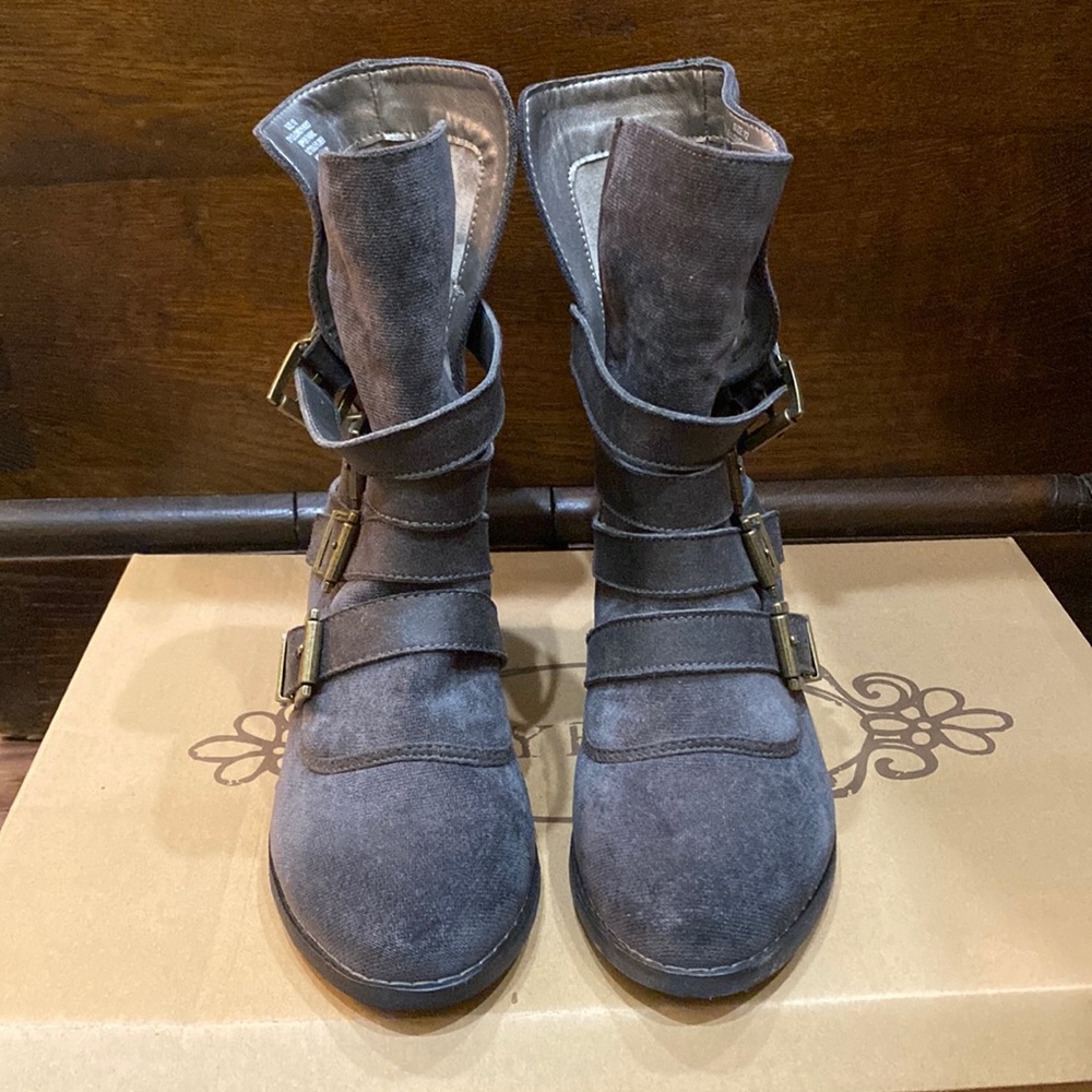 Joyfolie Londyn Boots in Black- Size 2Y